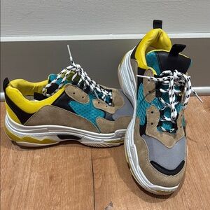 Cape Robbin Multicolor Chunky Sneakers